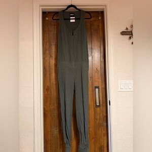 Olive Green Sleeveless Jumpsuit